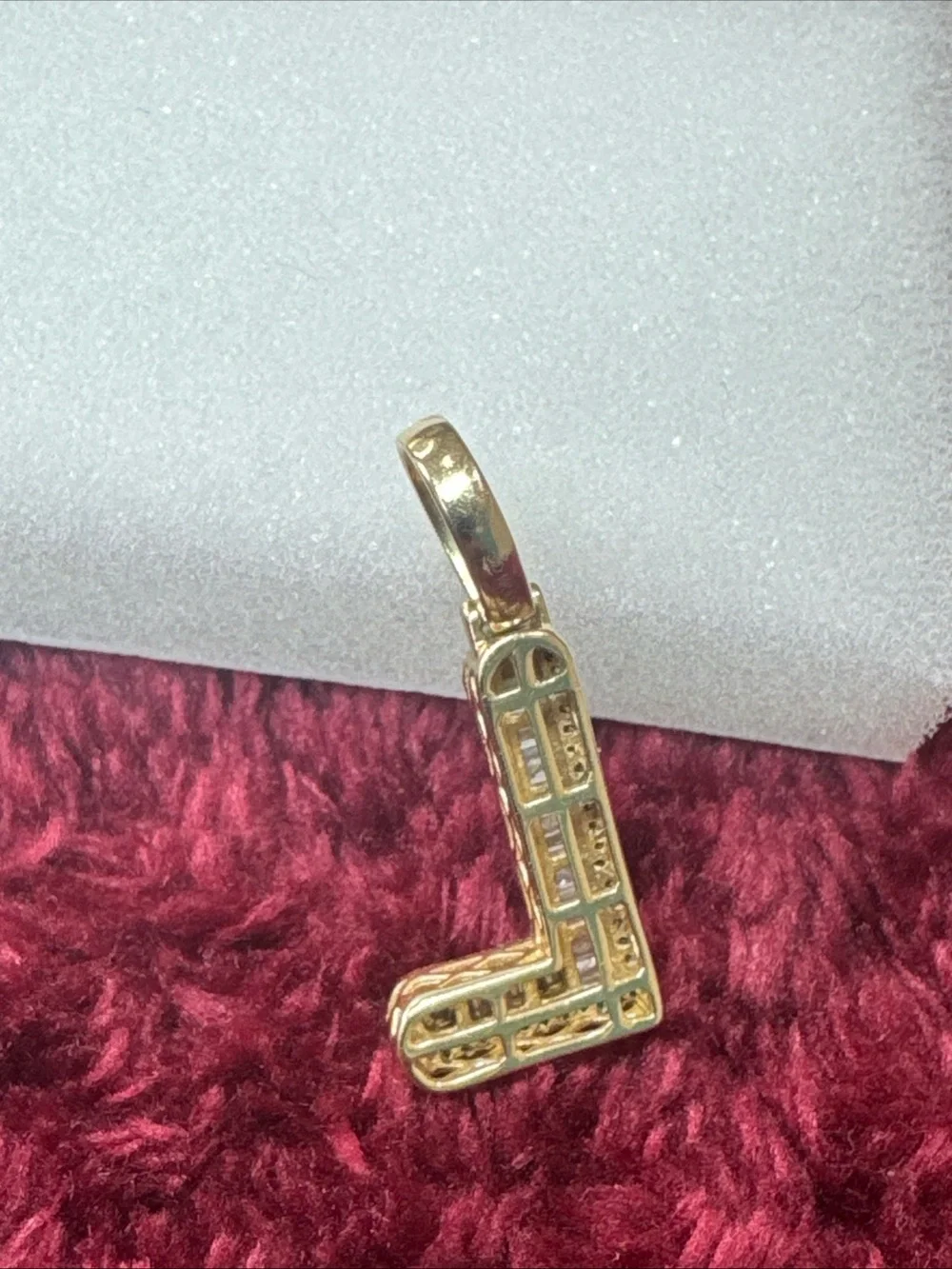 10K Yellow Gold Diamond Initial L Pendant 0.27 CT Baguette Round 2.5g